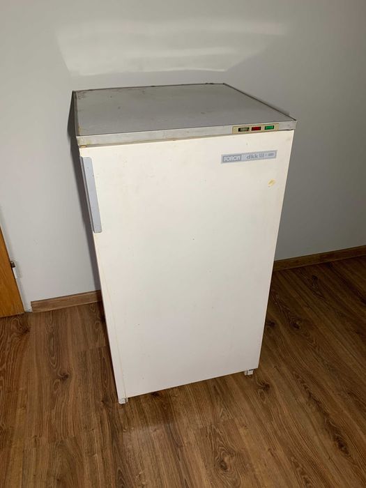 Sprzedam zamrażarkę pionową szufladową marki FORON dkk 150