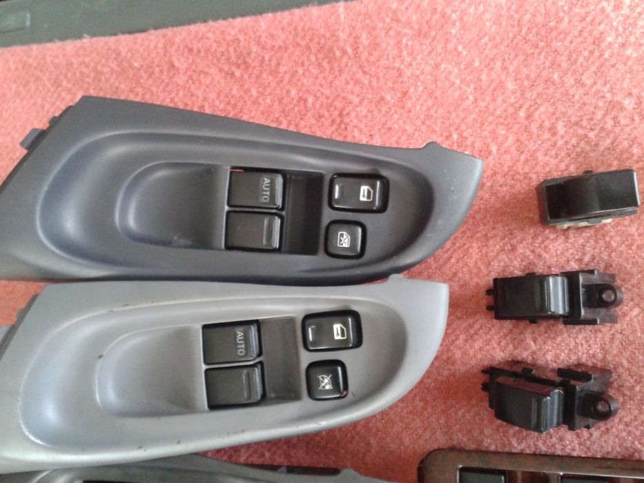 Vendo botão vidro eléctrico do nissan almera,primera,micra e sunny