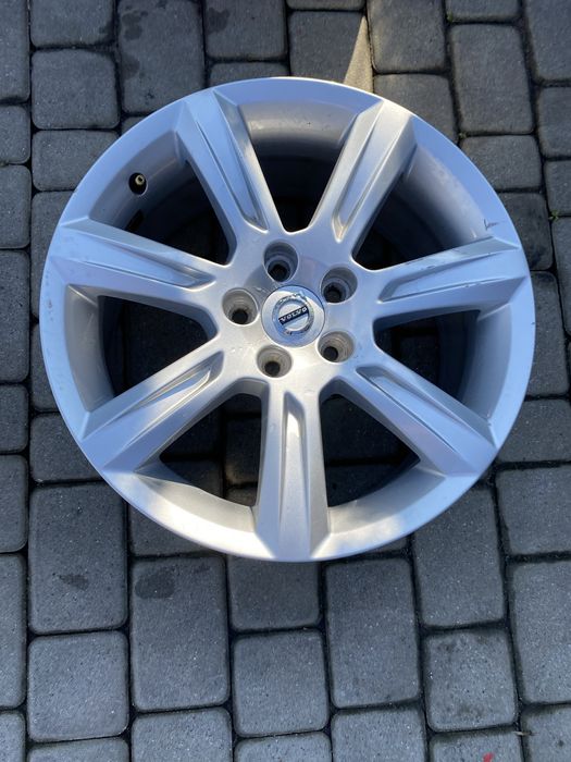 Alufelgi 5x108 17 cali Volvo v90 s90 v60 s60 s40 Xc40 Xc60