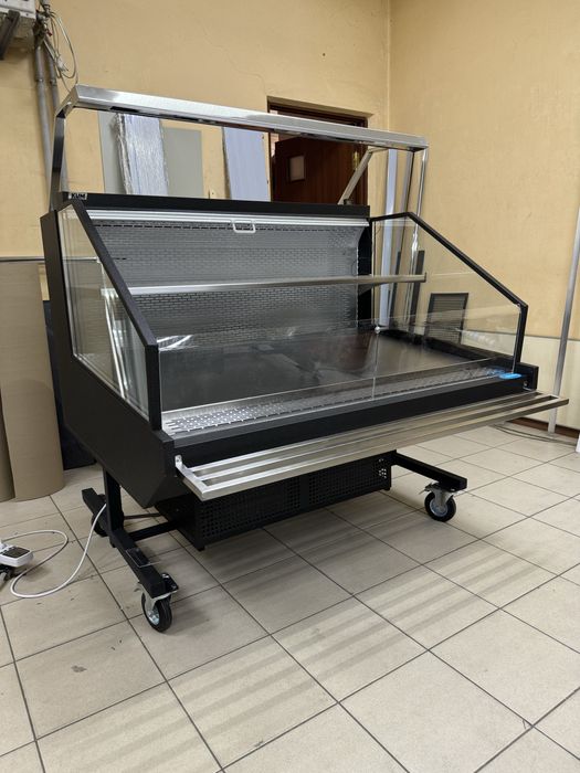 Промо вітрина KUM promo max