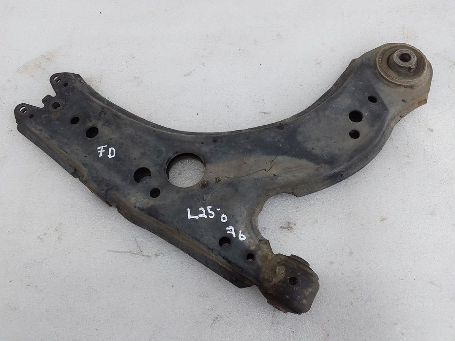 Braço de suspensão frente direito SEAT Leon (1M1)