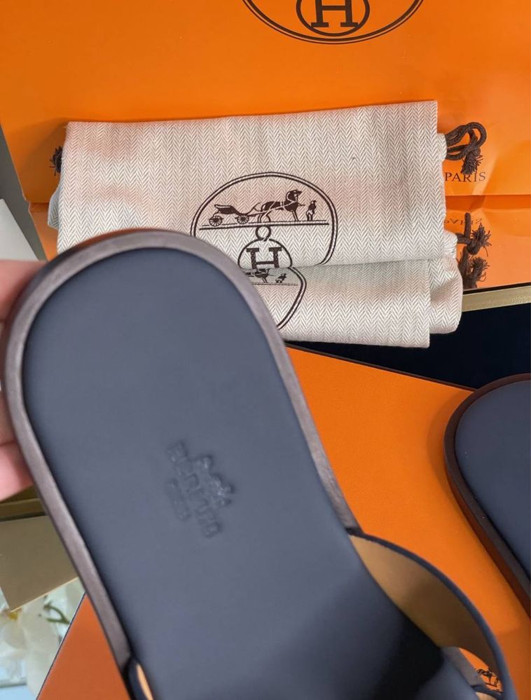 Тапочки шлепки сандали Hermes