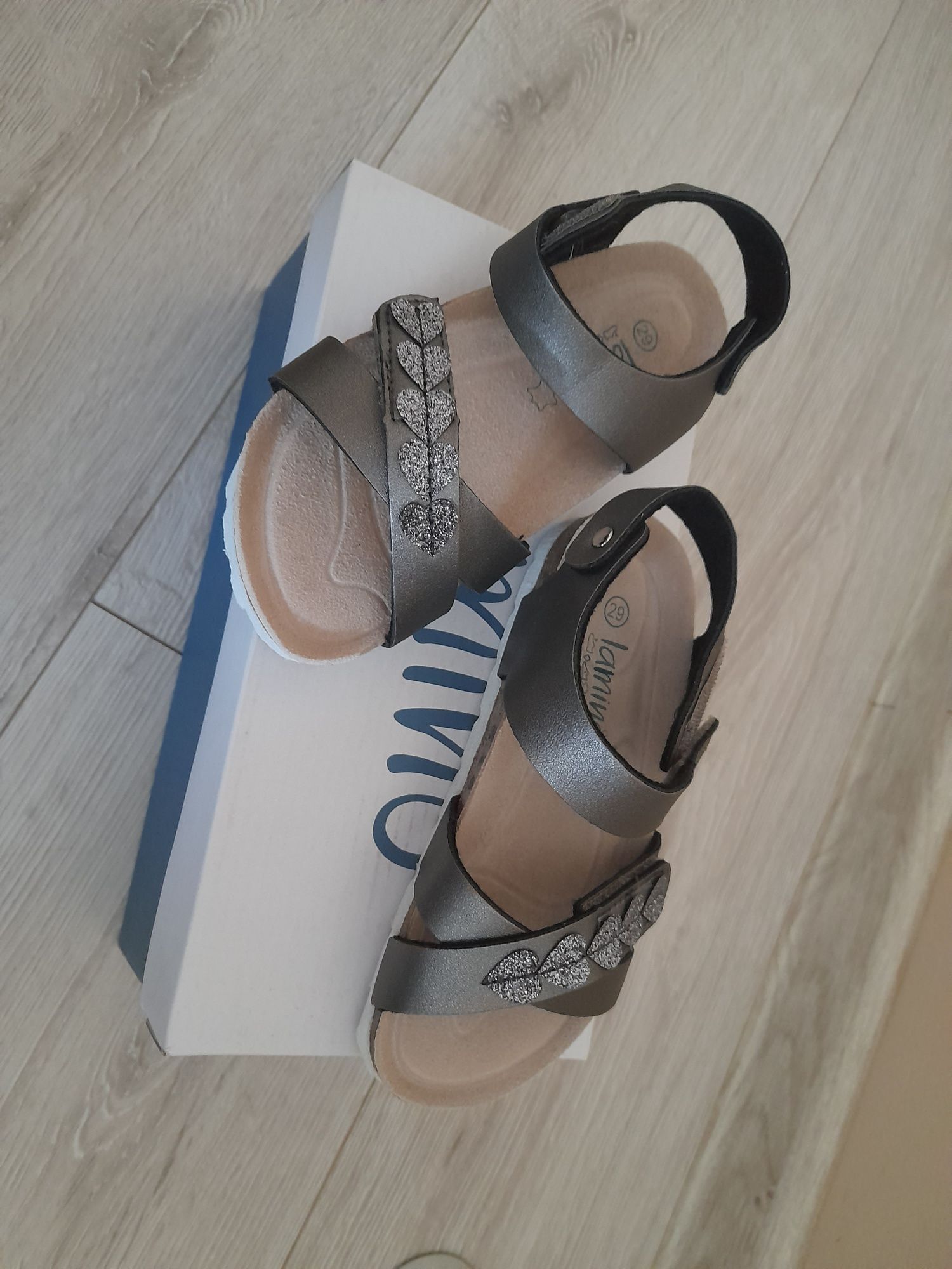 Sandały sandałki dla dziewczynki Lamino