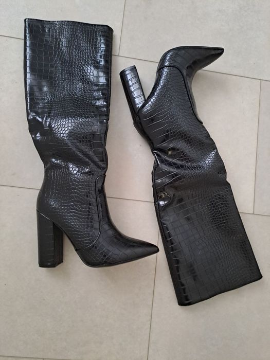 Чоботи 37 розмір