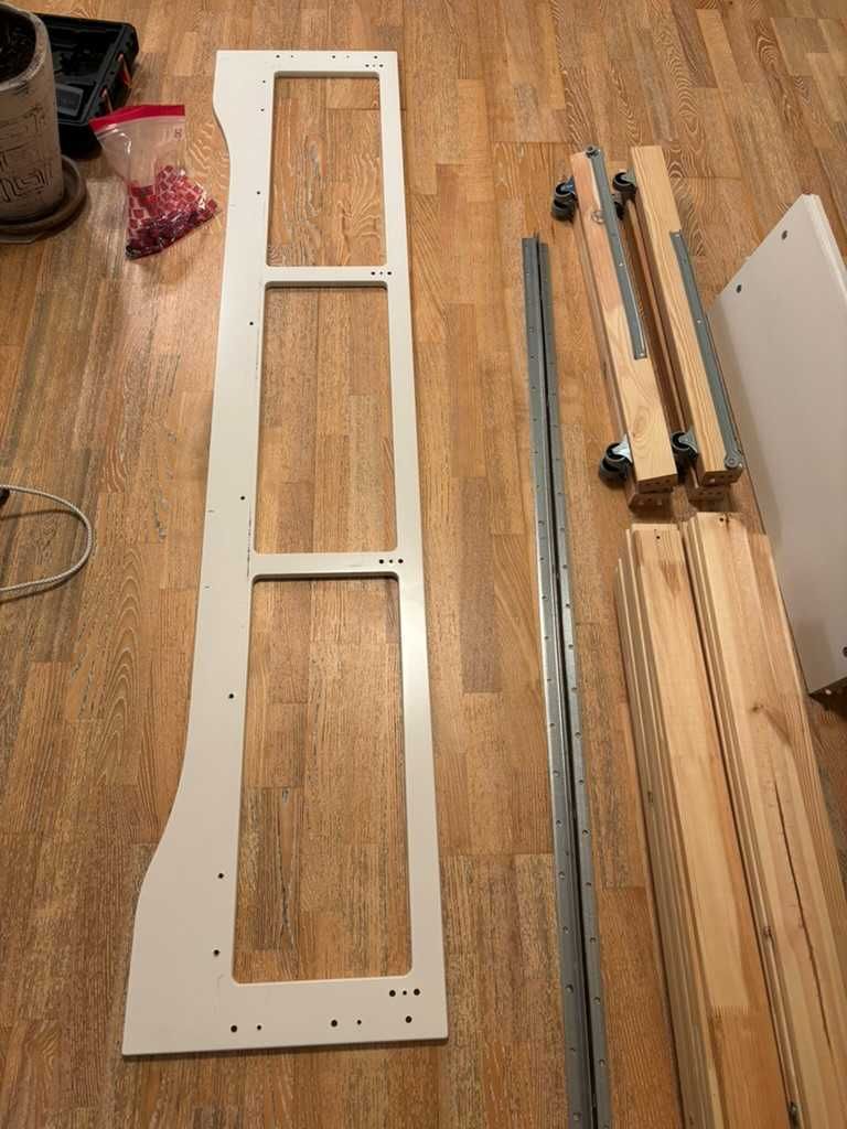 łóżko hermes  IKEA (HERMES) z 3 szufladami stan idealny