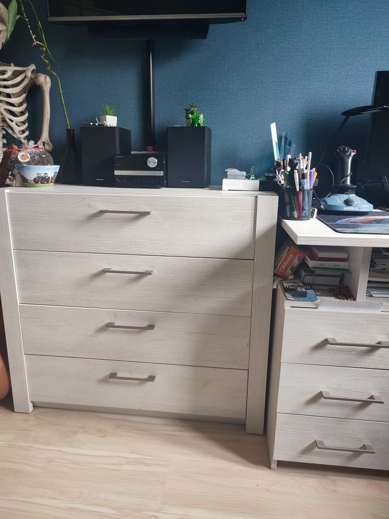 Komplet mebli stan bardzo dobry
