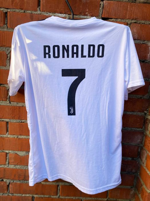 Cristiano Ronaldo Juventus чоловіча футболка розмір M