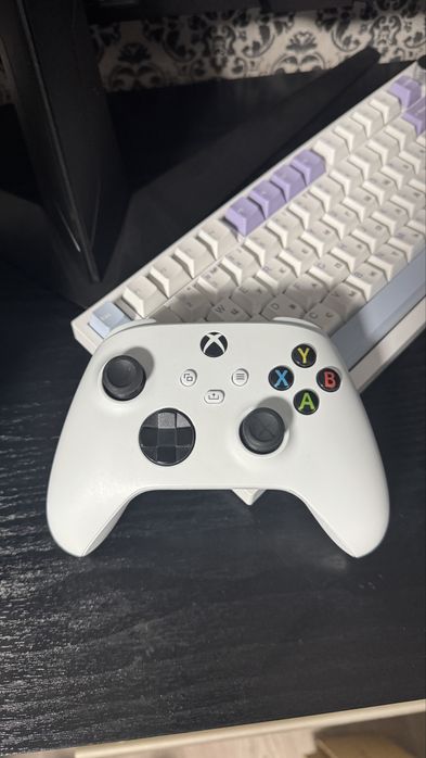 Xbox one S 1 тб gamepad series
