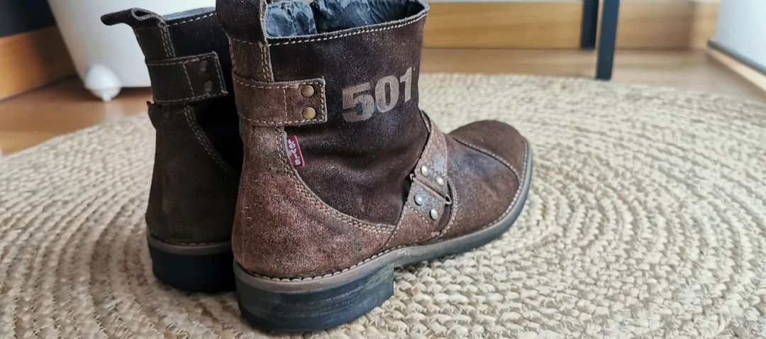 Botas da marca Levi's 501 em pele - 44/45.