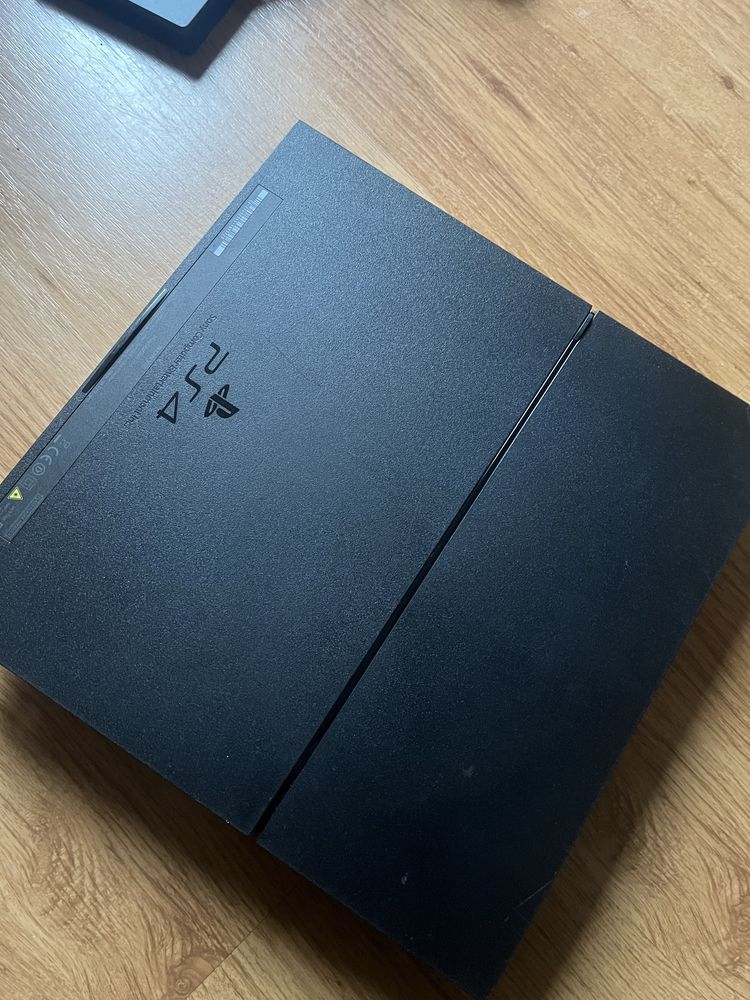 Konsola PS4 1tb