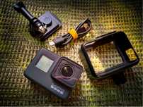 GoPro Hero 7 з оригінальною рамкою + кріплення на шолом