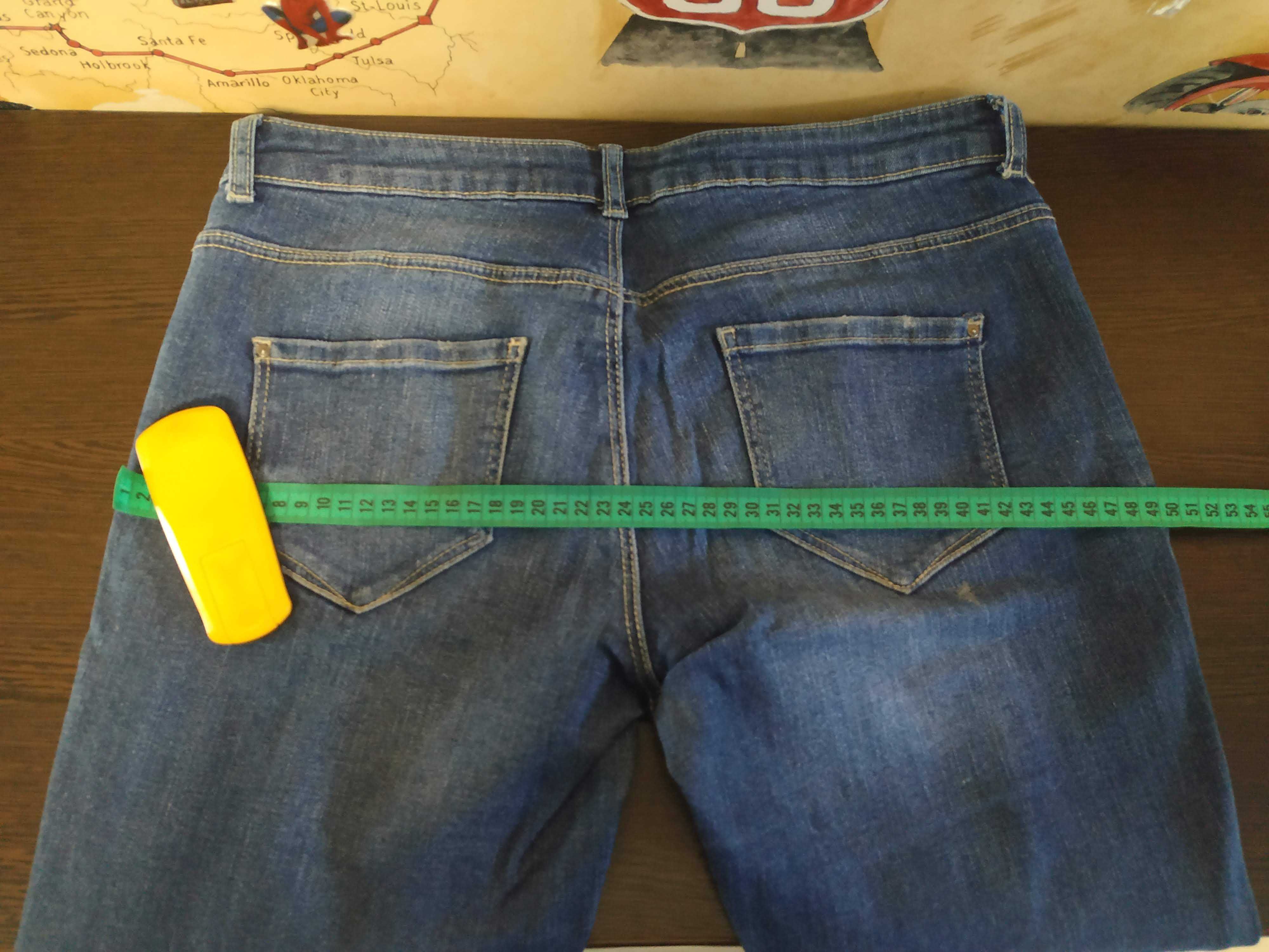 2 пари рваних жіночих джинсів одним лотом, розмір 48-50