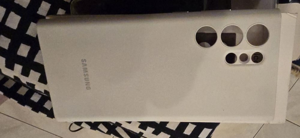 Capa Samsung Tipo livro S 22 cor preta usada como