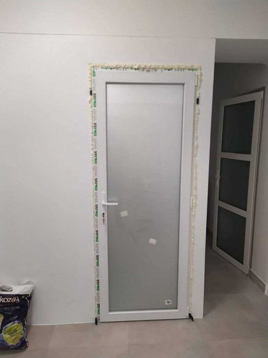 Двері МЕТАЛО-ПЛАСТИКОВІ Steko 70*210 зі знижкою -40% у Кременчуку