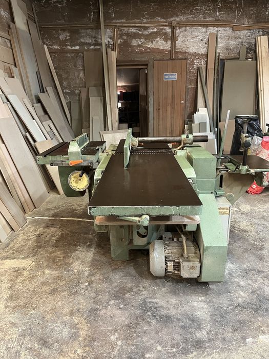 Maquina Universal MIDA