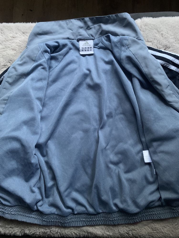 Lekka kurteczka Adidas