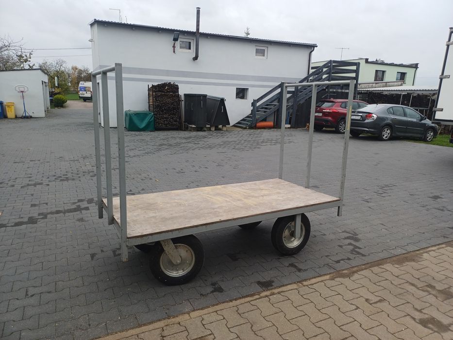 Wózek transportowy 1 m x 2,1 m – solidna konstrukcja