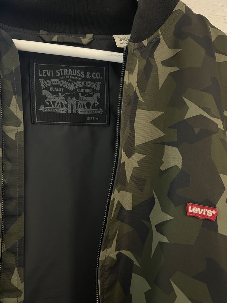 Бомбер Levis розмір M