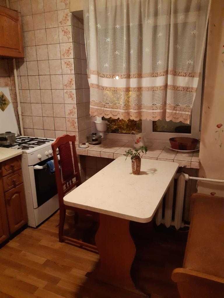 Продам 3к.кв, м. Ботанический Сад/ м.Научная, 3/9 эт.