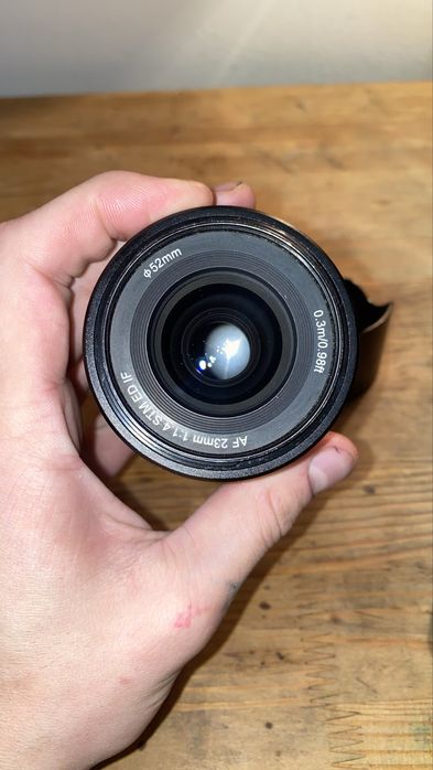 Вітаю! Продаю обʼєктив Viltrox AF 33mm f/1.4 XF для Fujifilm