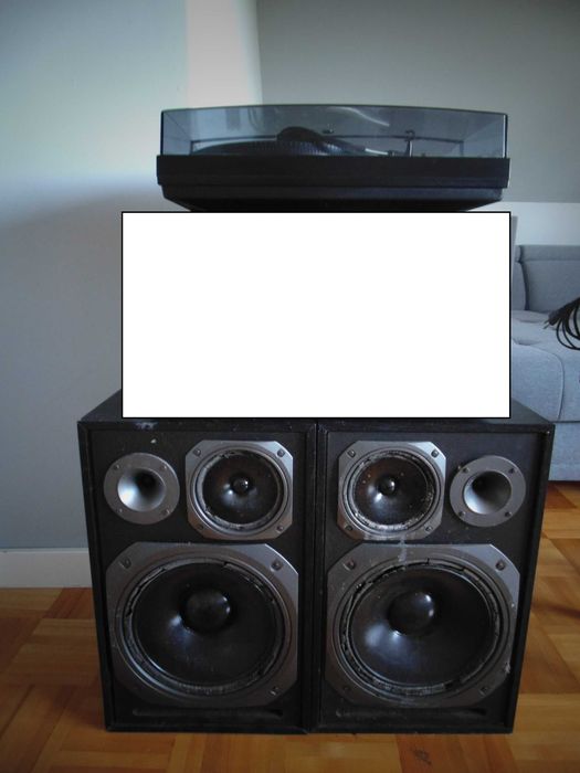 Zestaw audio, kolumny oraz gramofon