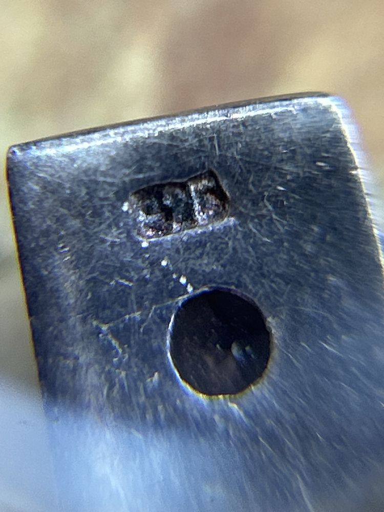Piękny wisiorek z łańcuszkiem 925 srebro 2.1g