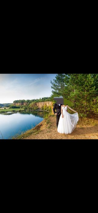 suknia ślubna z salonu Essense of Australia model 3720