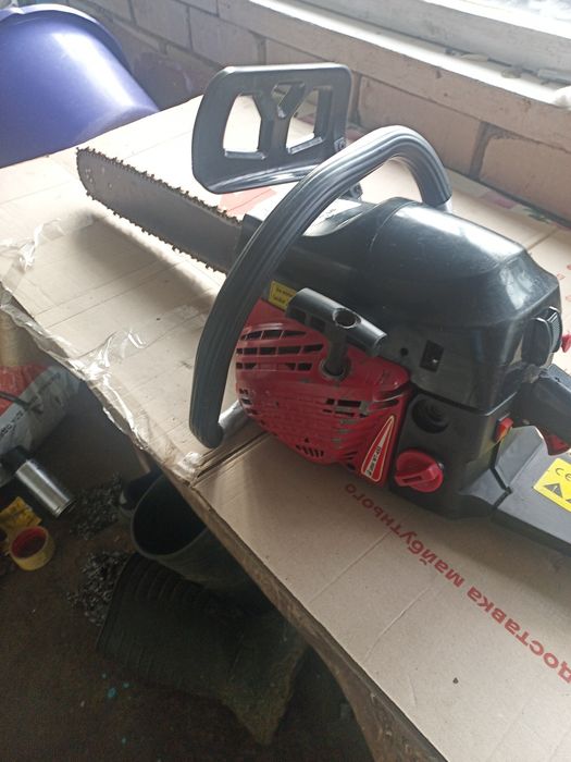 Продам потужну італійську бензопилу Efco mt 480, 58 кубиків