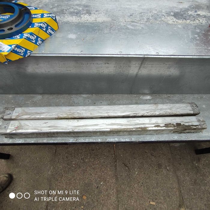 Siłownik ISO15552 z amortyzacja, serii 61 (61M2P040A0670) - Camozzi