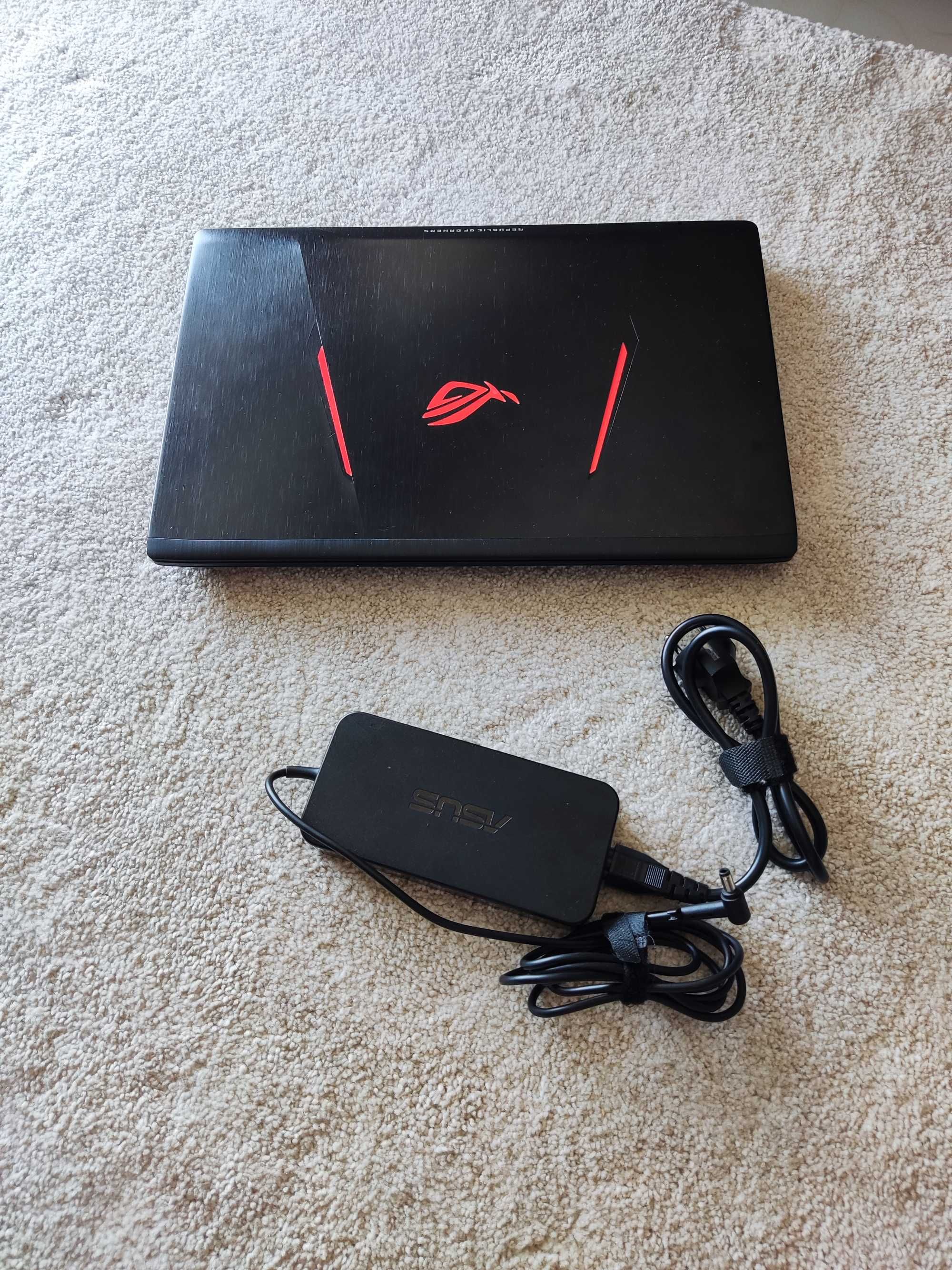 ASUS ROG Strix GL553VD-DM470 i5-7300HQ GTX 1050 1TB+250 SSD