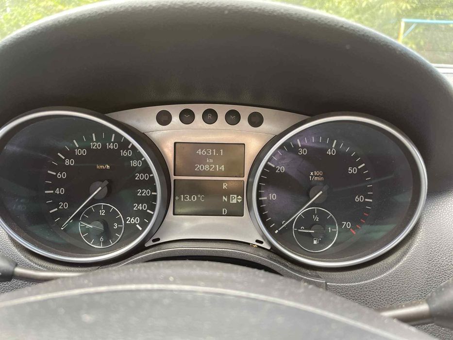 W164 ML350  2005 рік.