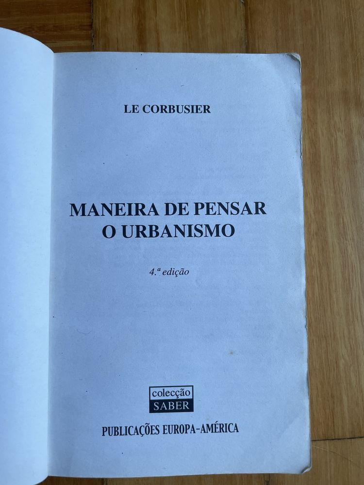 Livro maneira pensar urbanismo Corbusier