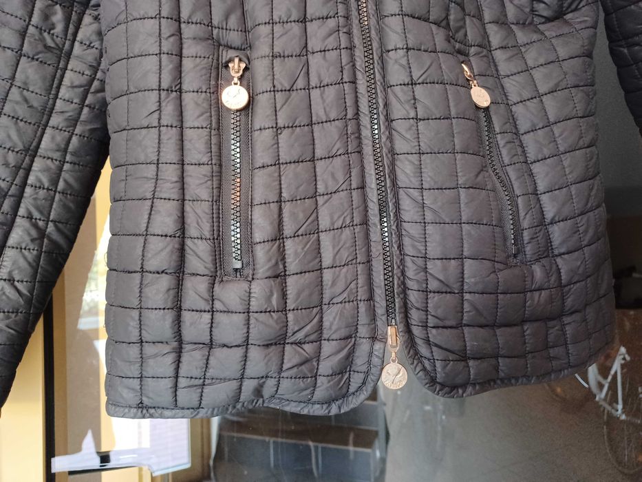 Kurtka z kapturem czarna-grafit ciemny marki Andrea Lee.it rozmiar M.