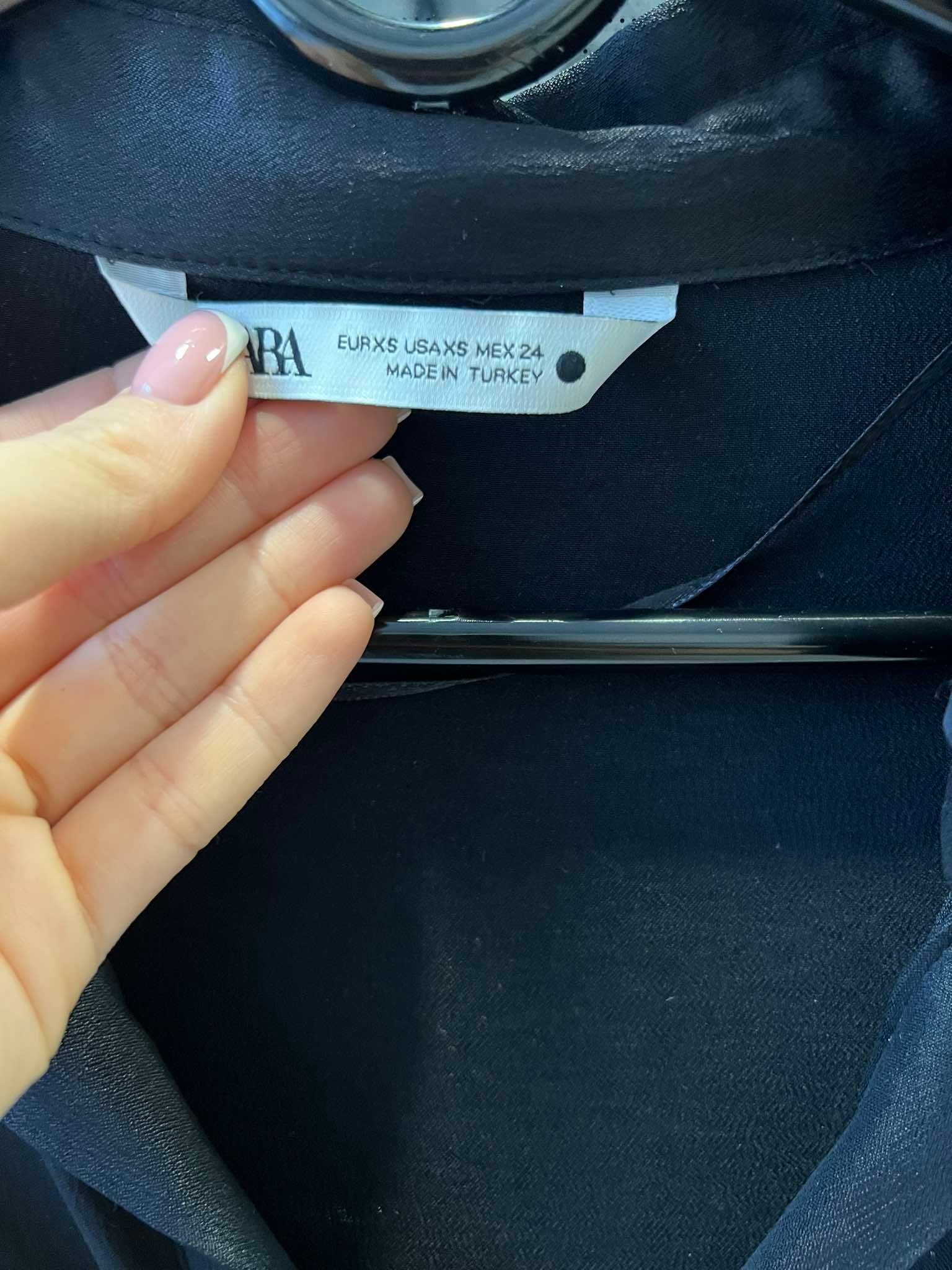 zara жіноча блузка хс