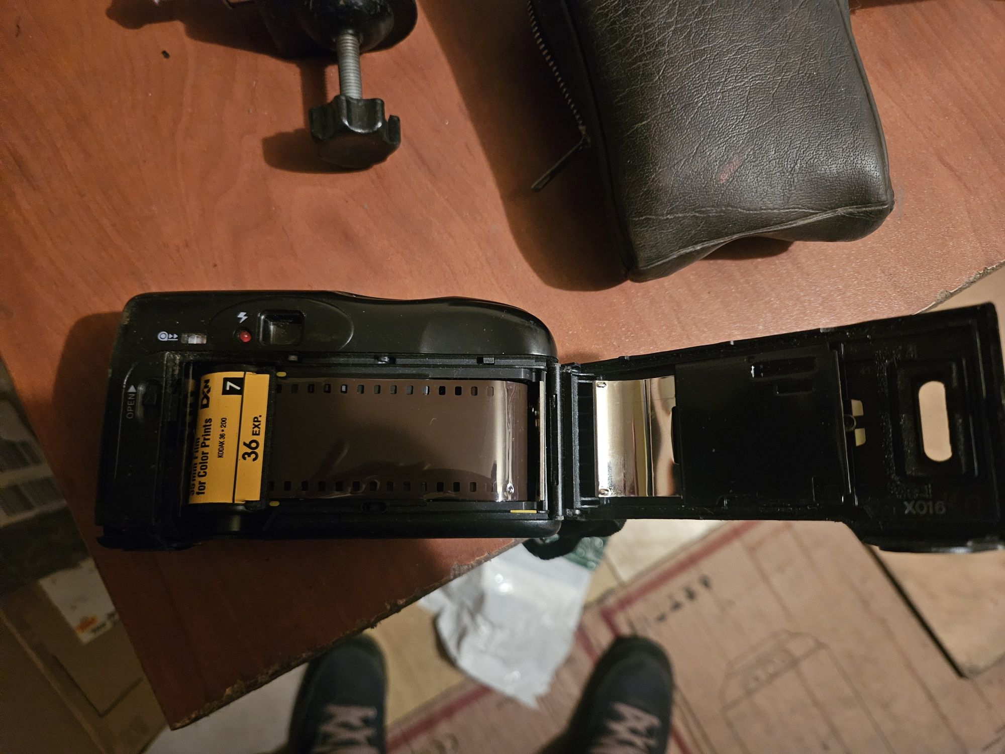 Aparat analogowy Kodak Star z filmem stan bdb kolekcjonerski