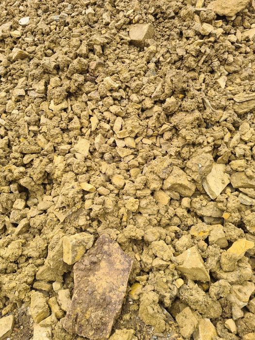 Kamiem na podbudowę pospolka piasek podniesienie terenu kruszywo