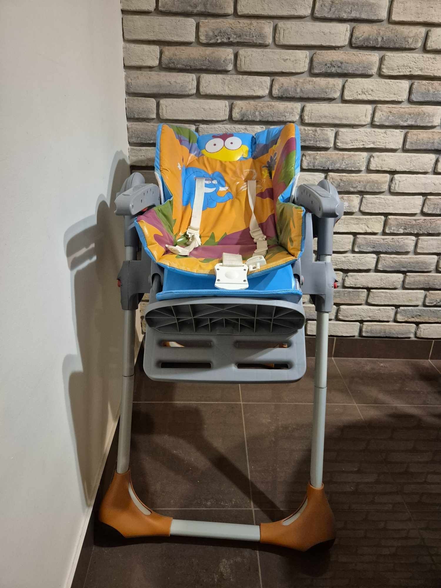 Krzesełko do karmienia składane łatwe do czyszczenia