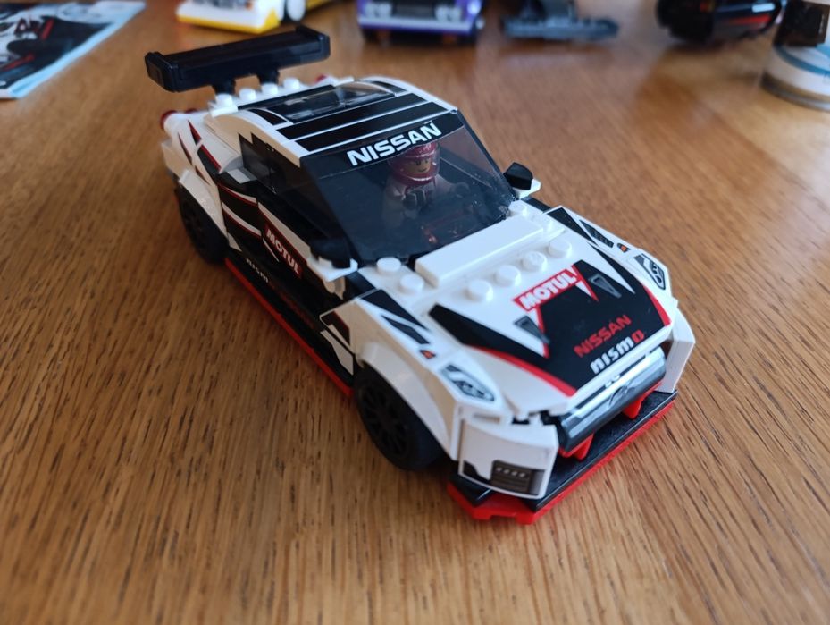 LEGO Speed Champions Nissan GTR Nismo