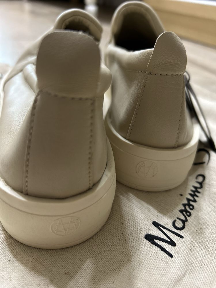Продам чоловічі лофери massimo dutti