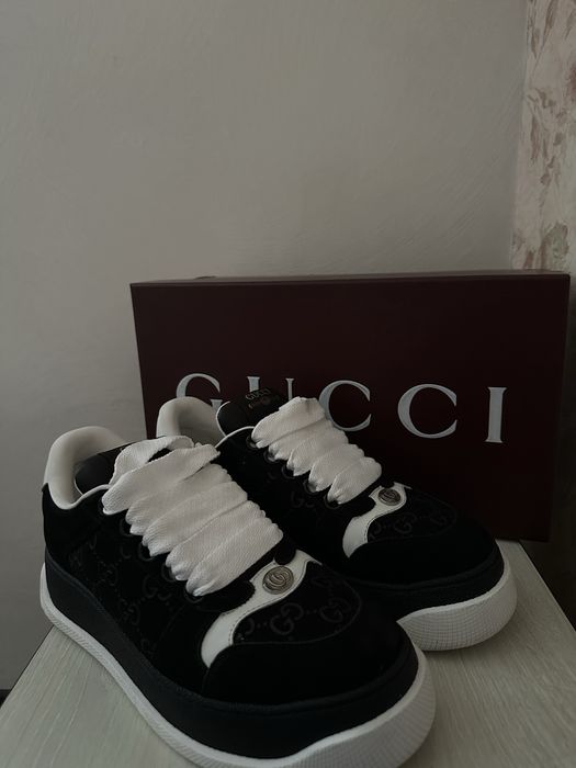 Продам взуття GUCCI