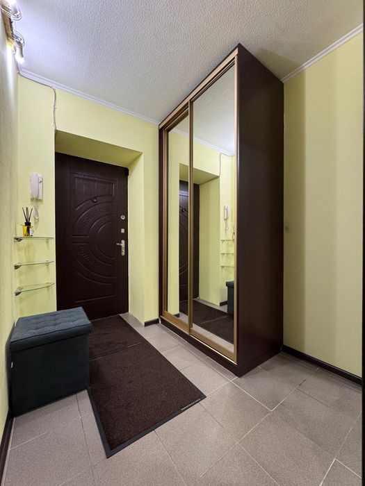 Купите однокомнатную квартиру на проспекте Мануйловський, Радистов