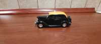 Ford V8 Taxi Montevideo 1950 skala 1/43