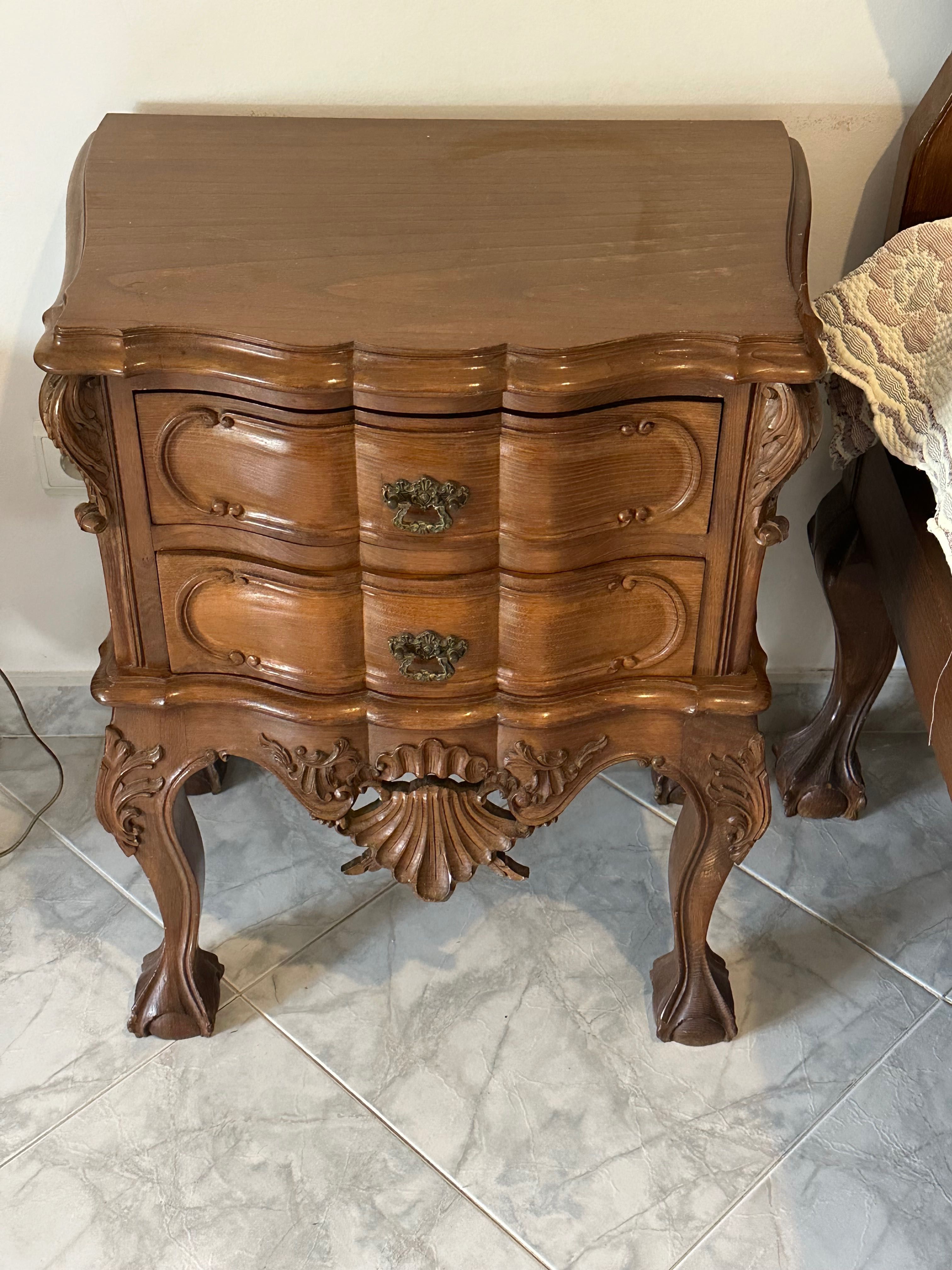 Mobilia de quarto estilo antigo
