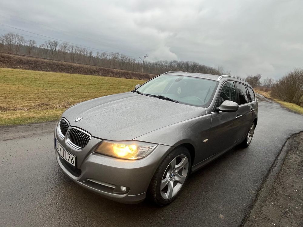 BMW e91 2010