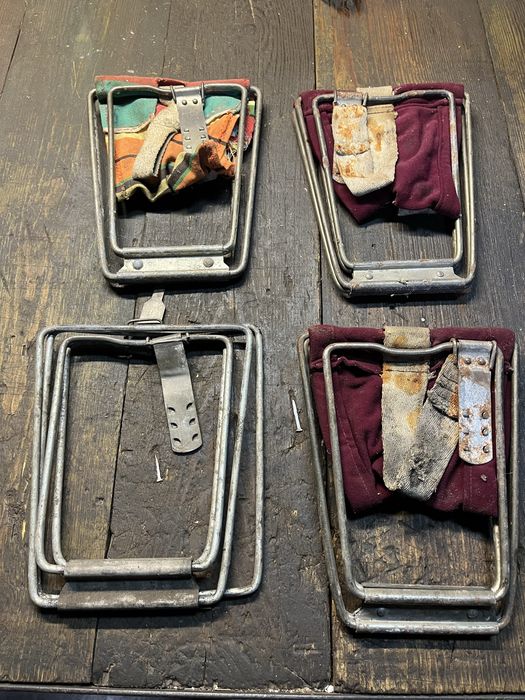 Krzesełka wędkarskie z Prl do renowacji, stołeczki