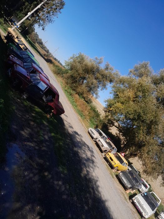 Розборка ваз 01 до 09 є всі запчастини