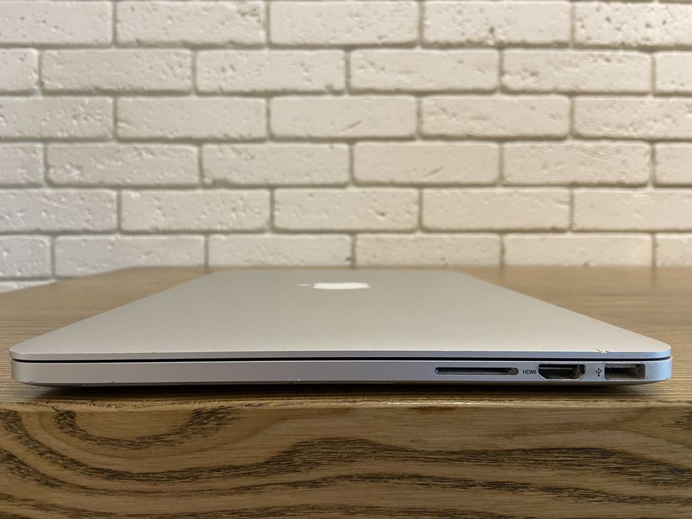Macbook Pro 13 2015 года