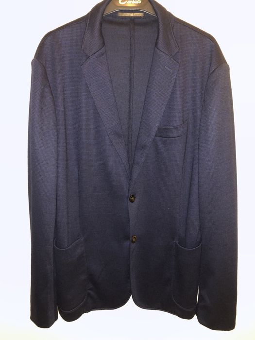 Casaco Mango, em ótimo estado, tecido azul escuro, tamanho L