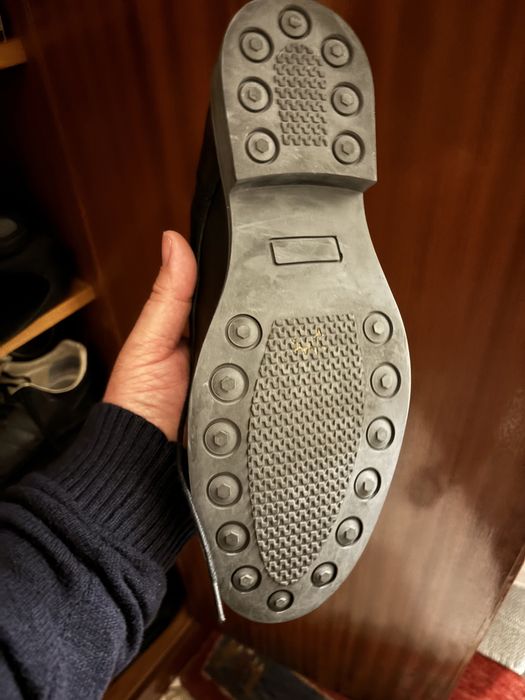 Vendo botas pretas como novas em couro