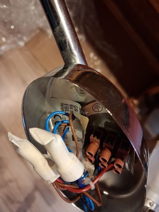 Lampa sufitowa wiszaca